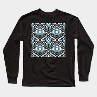 Classic ogee pattern with tendrils blue on black Long Sleeve T-Shirt